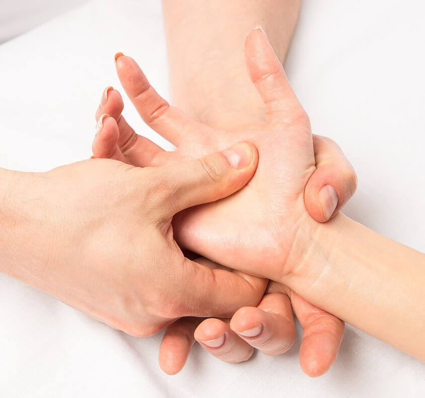 Rozluźnienie mięśni dzięki masażowi rąk - Twoje dłonie też zasługują na relaks